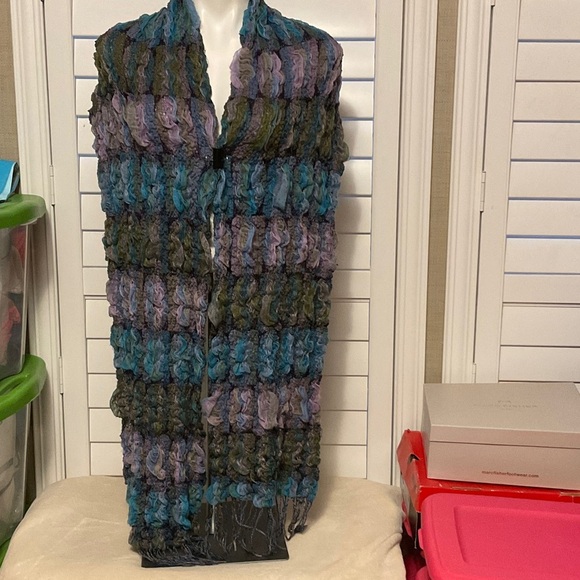 Multicolor Textured Scarf - Picture 1 of 3
